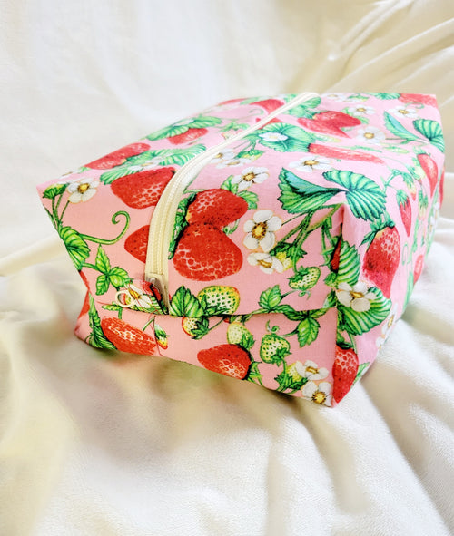 Berry Chic - Large Boxy Bag