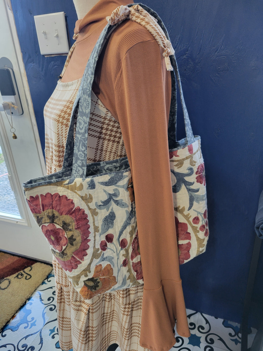 Handmade quilted tote bag medium